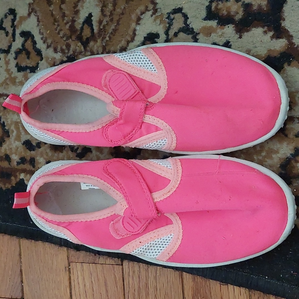 Place Girls Water Shoes; Size: 2/3, Color: Hot Pink